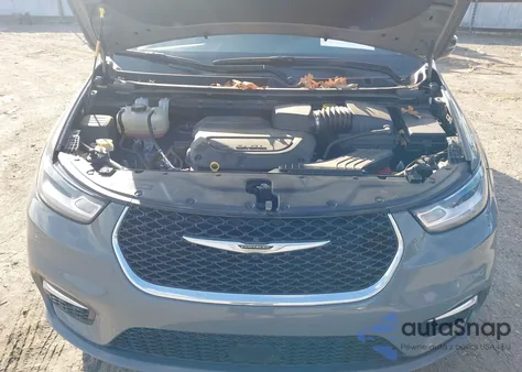 2025 Chrysler Pacifica Select from USA, damaged, VIN 2C4RC1BG8SR554149